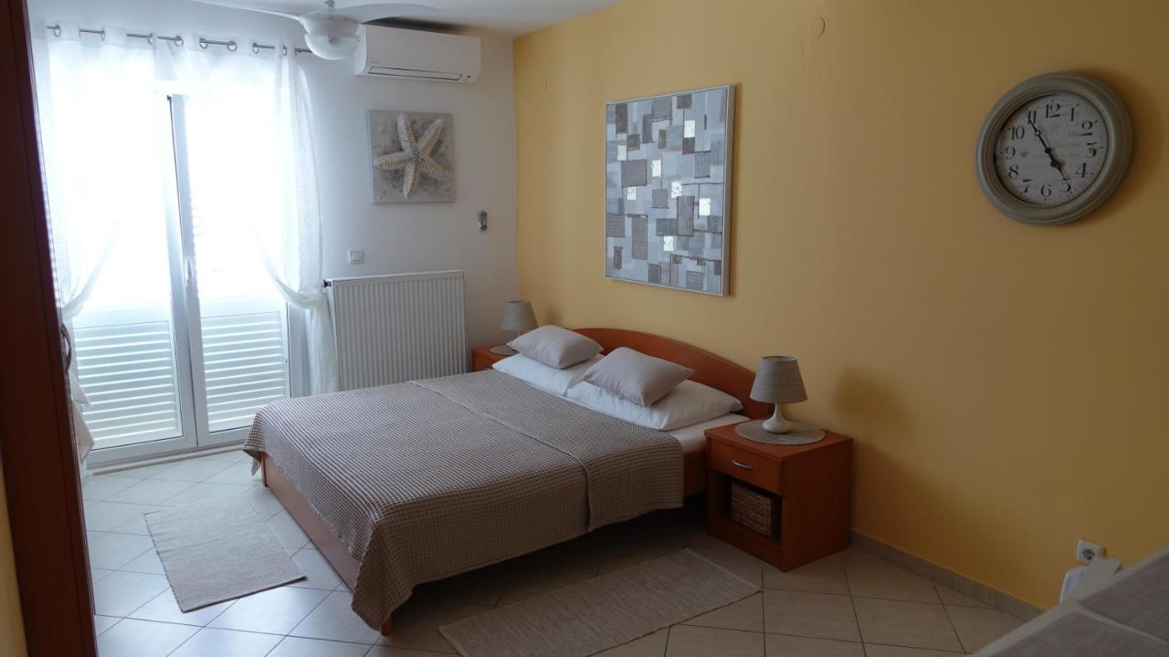 Apartments Mirela 米利尼 外观 照片
